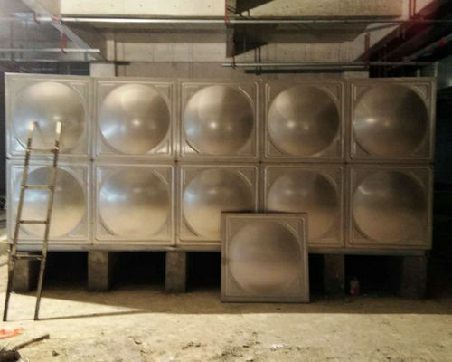 焦作某中学32吨保温水箱项目